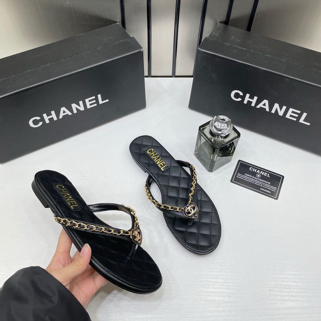 chanel black flat mule for her wid og box b2428 chanel black flat mule for her wid og box b2428