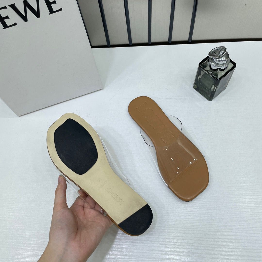 loewe clear strap tan slide with og box & dust bag 2505 loewe clear strap tan slide with og box & dust bag 2505