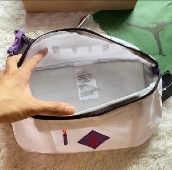 air jordan fanny bag waist pouch unisex (white f072) air jordan fanny bag waist pouch unisex (white f072)