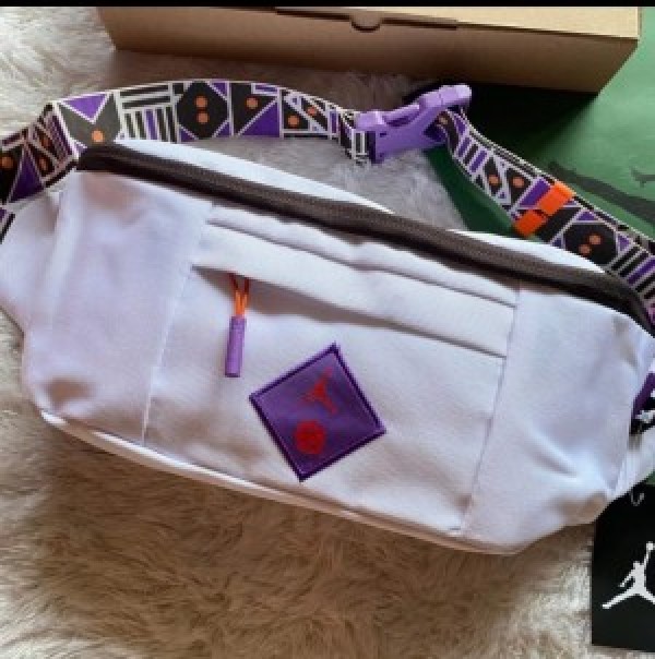 air jordan fanny bag waist pouch unisex (white f072) air jordan fanny bag waist pouch unisex (white f072)