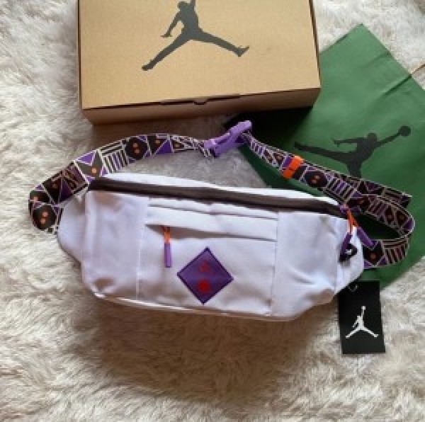 air jordan fanny bag waist pouch unisex (white f072) air jordan fanny bag waist pouch unisex (white f072)