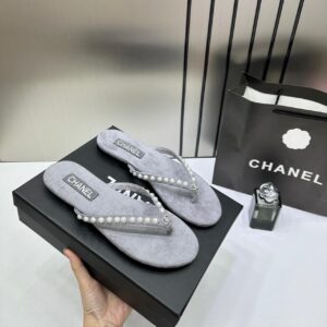 chanel pearl embellished grey velvet thong slide with og box & carry bag 2428c grey
