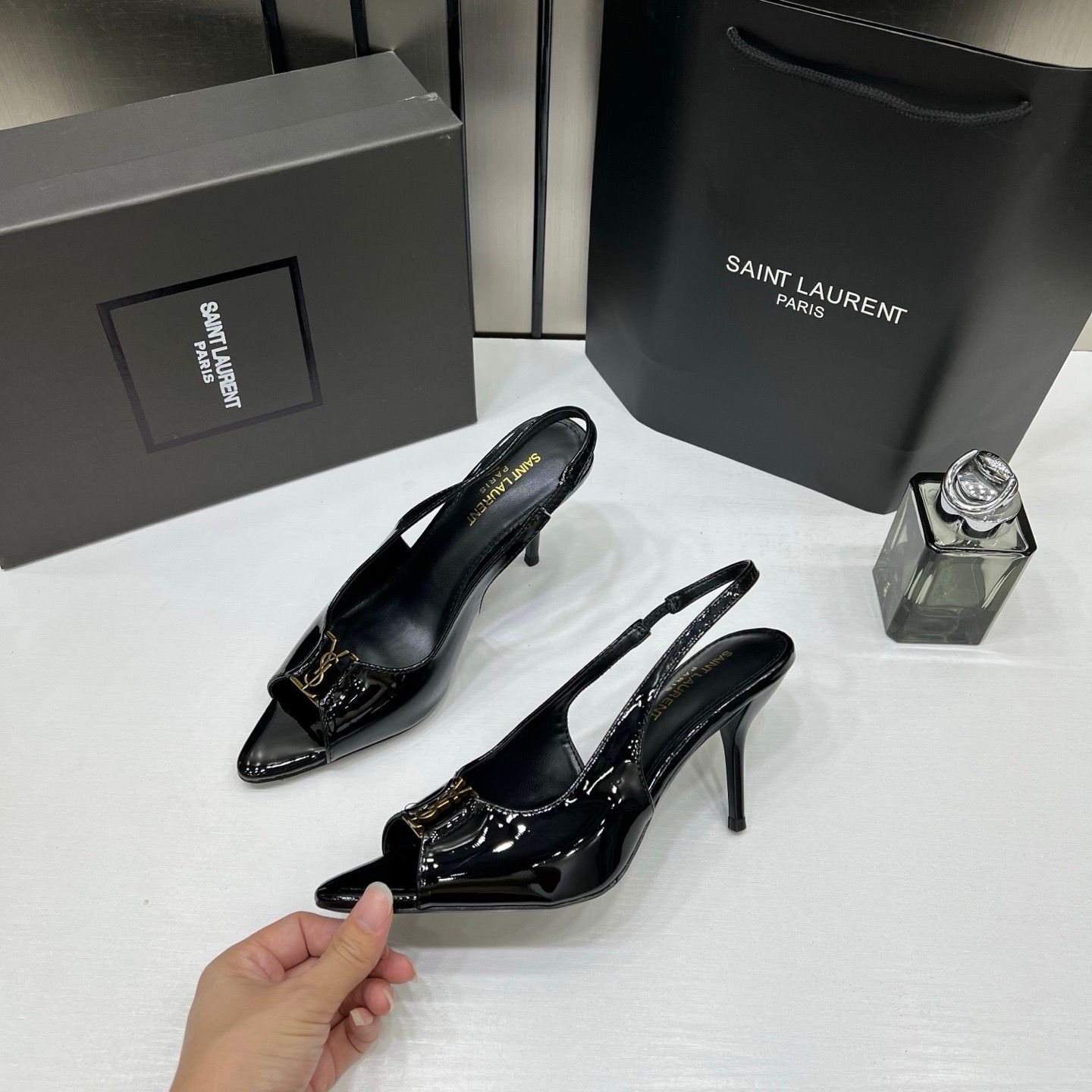ysl saint laurent black patent leather slingback heels with og box & carry bag black a19 ysl saint laurent black patent leather slingback heels with og box & carry bag black a19