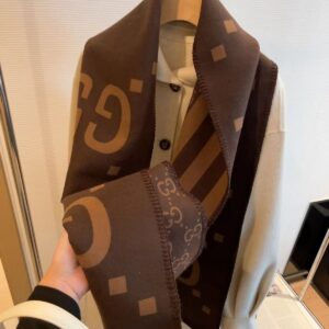  gucci muffler cum stole with plain polybag