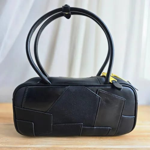 miu miu versatile long handle black leather shoulder bag with dust bag 502 black sale miu miu versatile long handle black leather shoulder bag with dust bag 502 black sale