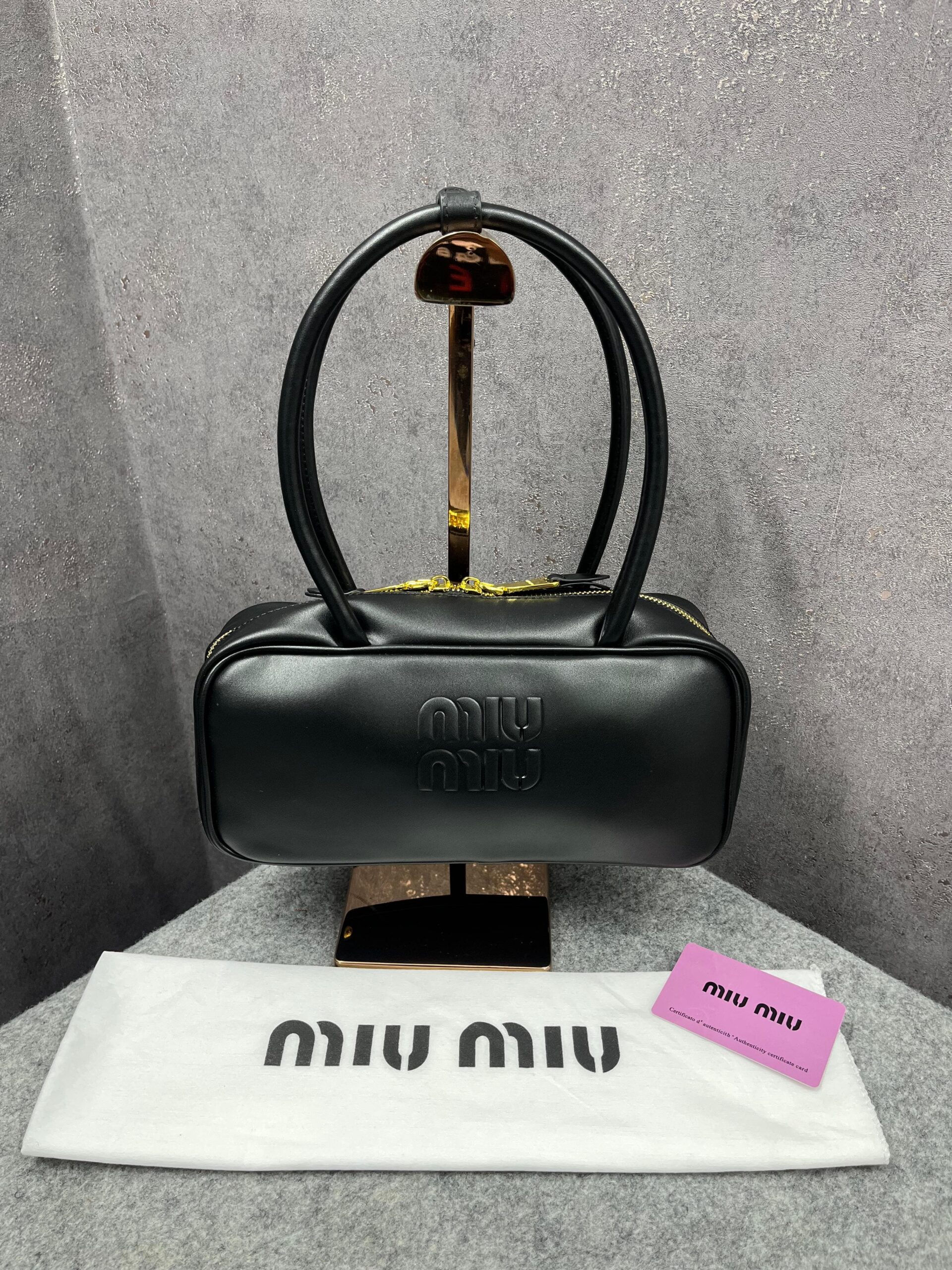 miu miu beau leather black top handle bag with dust bag black 502 1 sale miu miu beau leather black top handle bag with dust bag black 502 1 sale