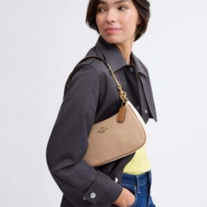  coach teri shoulder bag with og box (6106 multi)