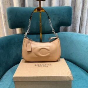 coach gb teri shoulder bag with signature quilting with og box & dust bag (ca548 beige)