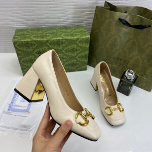 gucci off white leather horsebit loafer mid pump heels with og box & carry bag 169888 white