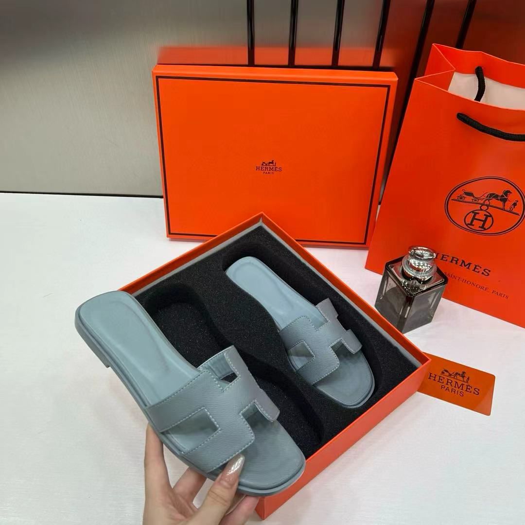 hermes paris oran flats for her with og box & carry bag blue slide h38 blue hermes paris oran flats for her with og box & carry bag blue slide h38 blue