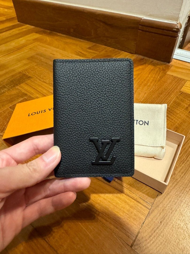 louis vuitton lv black leather card case wallet m69979 black hardware louis vuitton lv black leather card case wallet m69979 black hardware