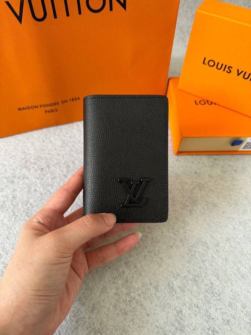 louis vuitton lv black leather card case wallet m69979 black hardware louis vuitton lv black leather card case wallet m69979 black hardware