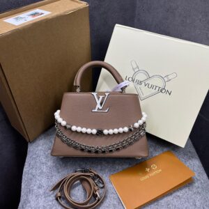 louis vuitton capucines medium silver khakhi og double box with dust bag 98177 6 silver khakhi
