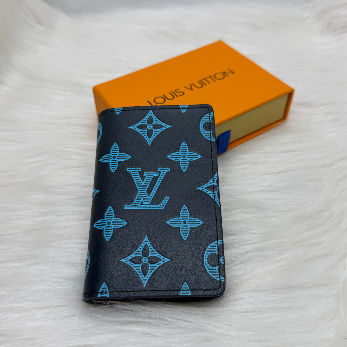 louis vuitton lv blue leather card case wallet m82322 blue embossed louis vuitton lv blue leather card case wallet m82322 blue embossed