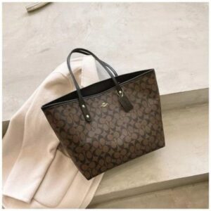 coac h city tote bag with og box and bill()