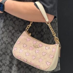 coach teri 25 shoulder bag in signature canvas with a heart print in beige & pink with og box dust cover carry bag
