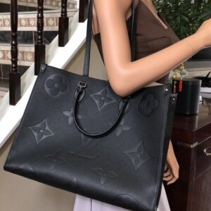 louis vuitton onthego big mm bicolor monogram handbag with dust cover & carry bag black black m45320