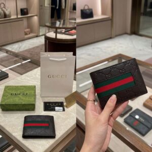 gucc i mens wallet with box and carry bag(p 335 coffe))