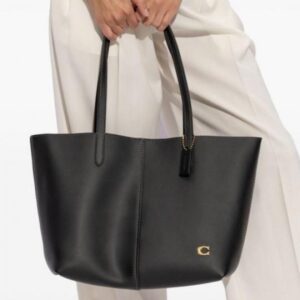 coach north tote bag 32 with dustbag tags etc black