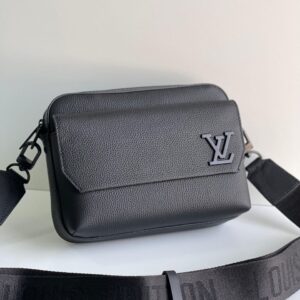 louis vuitton fastline messenger unisex with og box & dust bag black 22611