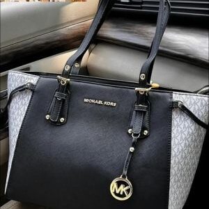 michael kors voyager jet set print tote bag with dust bag 5599