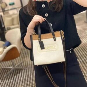  coach field 22 small tote bag with og box (25655)
