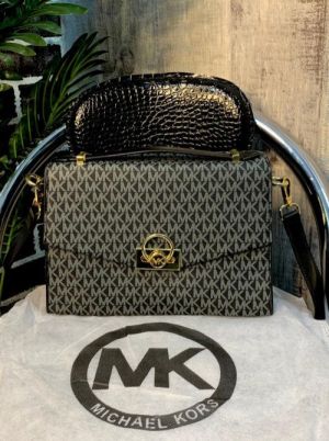 michae l kors hendrix sling with box dust cover 5563 michae l kors hendrix sling with box dust cover 5563