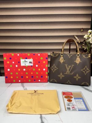 louiss vuittion on the go medium tote bag with box dustbag bill 5815 louiss vuittion on the go medium tote bag with box dustbag bill 5815