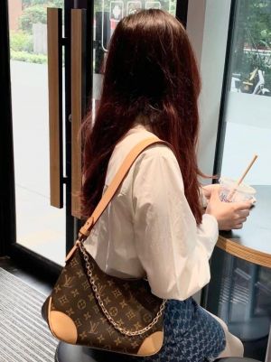 louiss vuitton twinny hand bag with box 6097 louiss vuitton twinny hand bag with box 6097