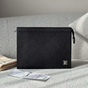 loui.s vuitton pochette clutch voyage taiga leather black silver hardware with og box dust cover & carry bag