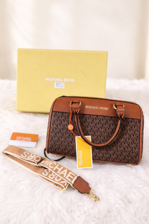 michae l kors boston handbag with og box and dust bag premium quality (biege brown) 6062 michae l kors boston handbag with og box and dust bag premium quality (biege brown) 6062