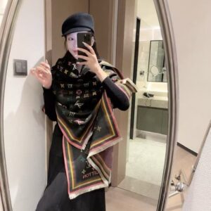 loui.s vuitton monogram rainbow wool shawl scarf black multicolor with og box & carry bag