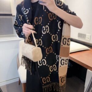gucc.i gg reversible big logo black tan brown wool pashmina with og box with carry bag