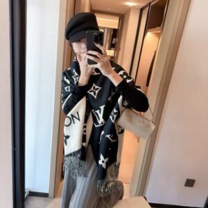 loui.s vuitton classic monogram giant logo black white wool shawl scarf with og box with carry bag
