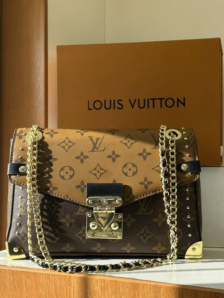 loui.s vuitton trunkie east west signature monogram leather shoulder bag with og box dust cover & carry bag m81668 monochrome brown gold loui.s vuitton trunkie east west signature monogram leather shoulder bag with og box dust cover & carry bag m81668 monochrome brown gold