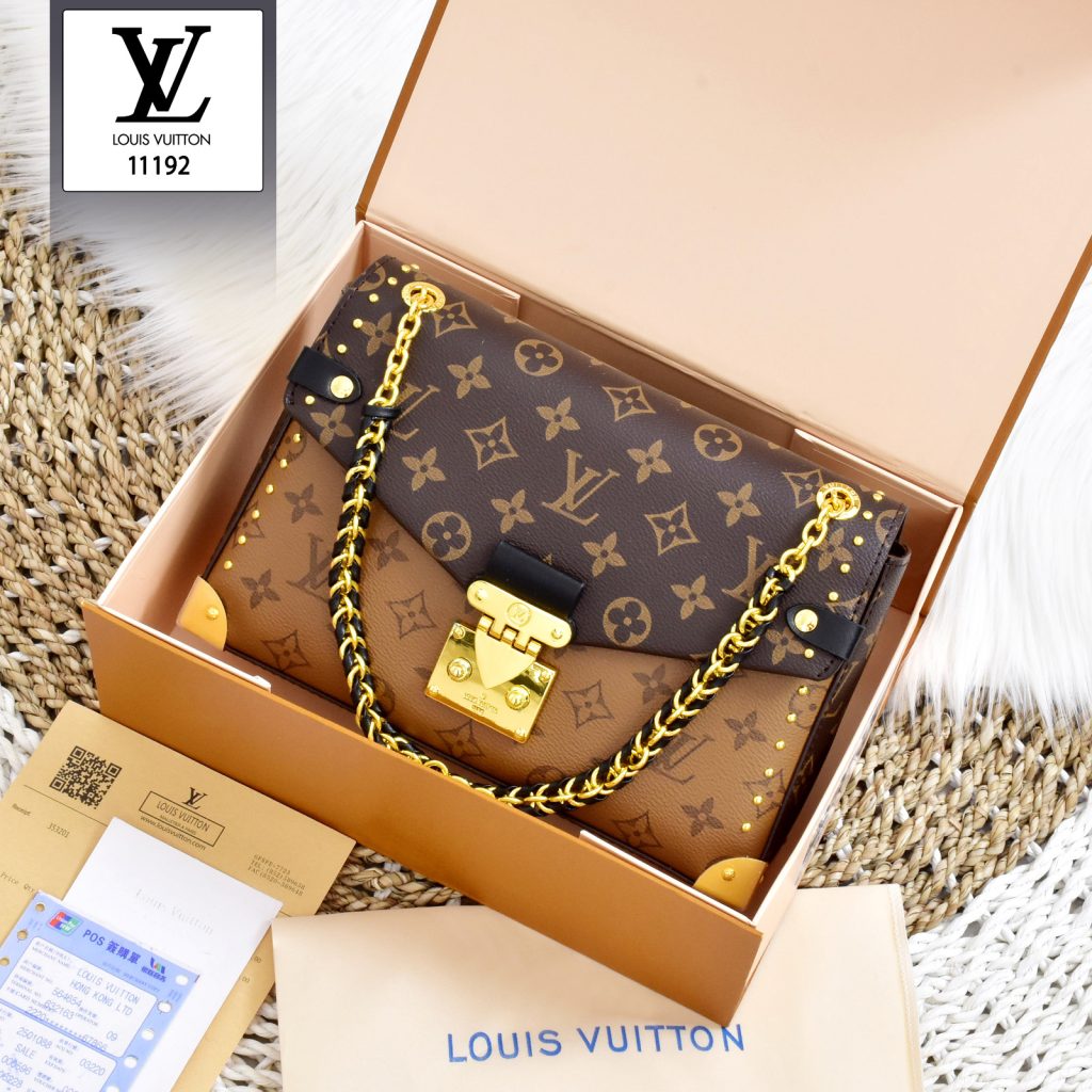 loui.s vuitton trunkie east west signature monogram leather shoulder bag with og box dust cover & carry bag m81668 monochrome brown gold loui.s vuitton trunkie east west signature monogram leather shoulder bag with og box dust cover & carry bag m81668 monochrome brown gold