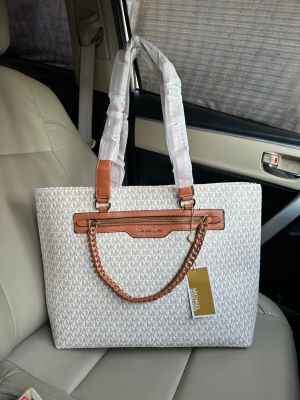 slater large tote shoulder bag signature 6366 slater large tote shoulder bag signature 6366