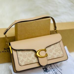 coac h tabby sig cc 26 leather shoulder bag with box 6373
