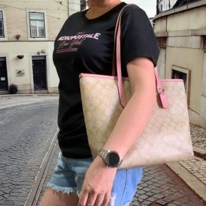 coac h hutton tote bag withbox 1876