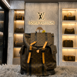 louiss vuitton monogram christopher mm backpack 6412