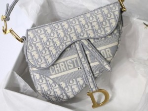 christian saddle grey bag with box bill dust bag & sling belt carrybag 554