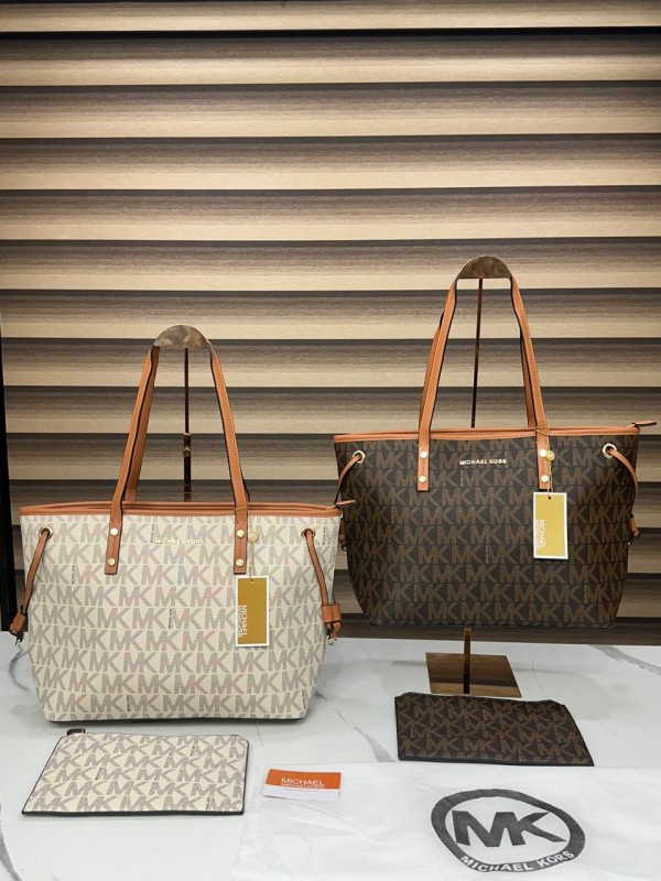 michae.l kors mk voyager tote bag with side pocket & dust bag (beige brown 2003) michae.l kors mk voyager tote bag with side pocket & dust bag (beige brown 2003)