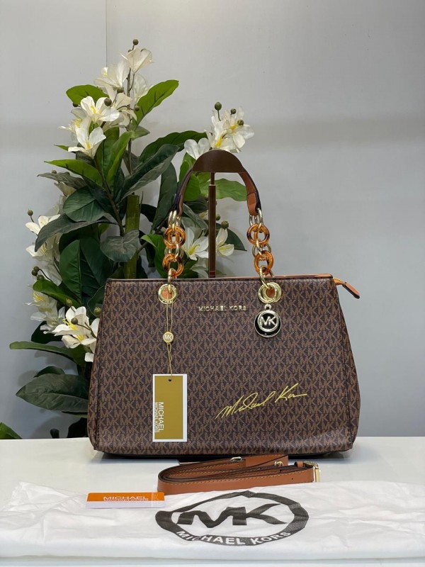 michae.l kors cynthia signature bag with dust bag (5340 coffee brown) michae.l kors cynthia signature bag with dust bag (5340 coffee brown)