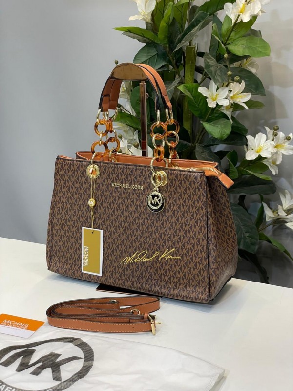 michae.l kors cynthia signature bag with dust bag (5340 coffee brown) michae.l kors cynthia signature bag with dust bag (5340 coffee brown)