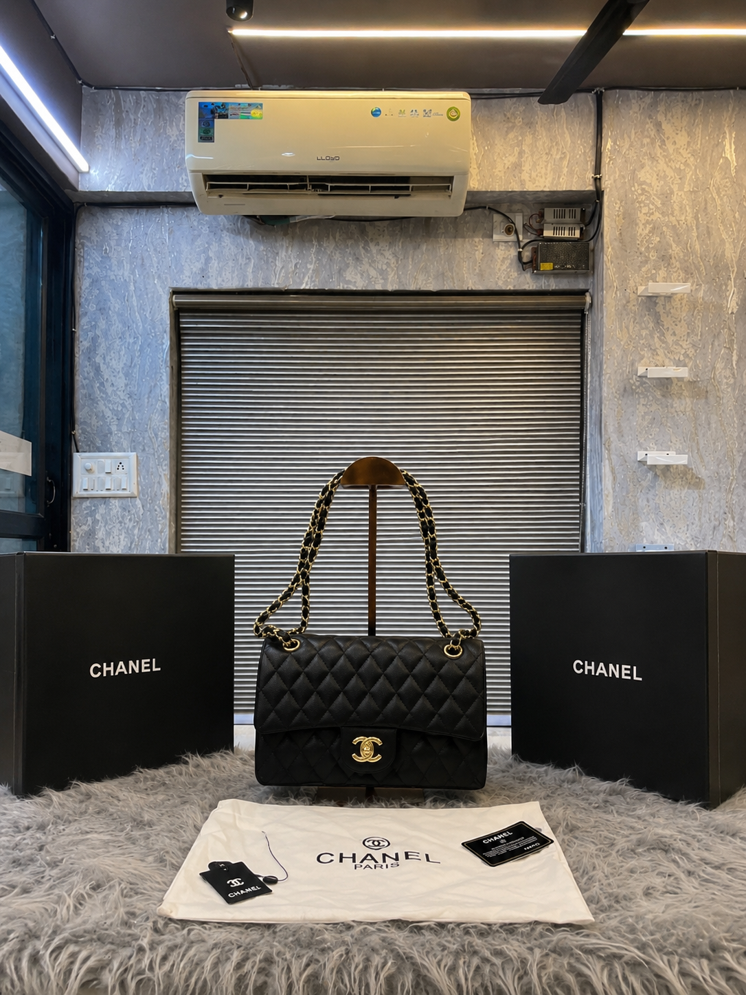 chane l paris jumbo big size lather quality inner branding with box bill 6430 chane l paris jumbo big size lather quality inner branding with box bill 6430