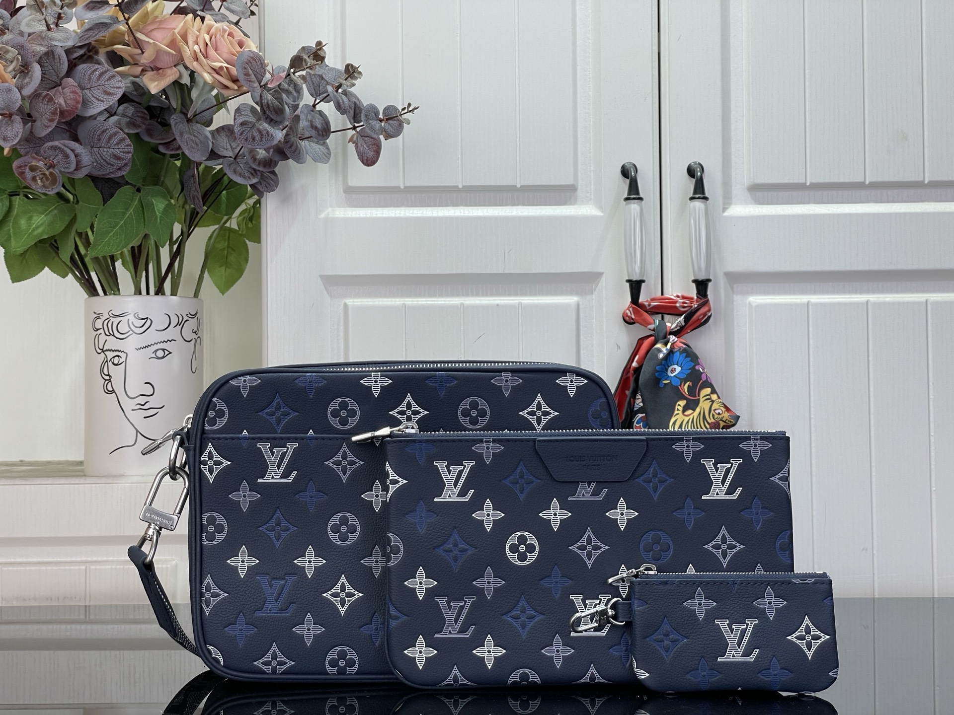 louiss vuitton lv m28854 virgil abloh trio messenger multi crossbody bag with og box & dust bag blue louiss vuitton lv m28854 virgil abloh trio messenger multi crossbody bag with og box & dust bag blue