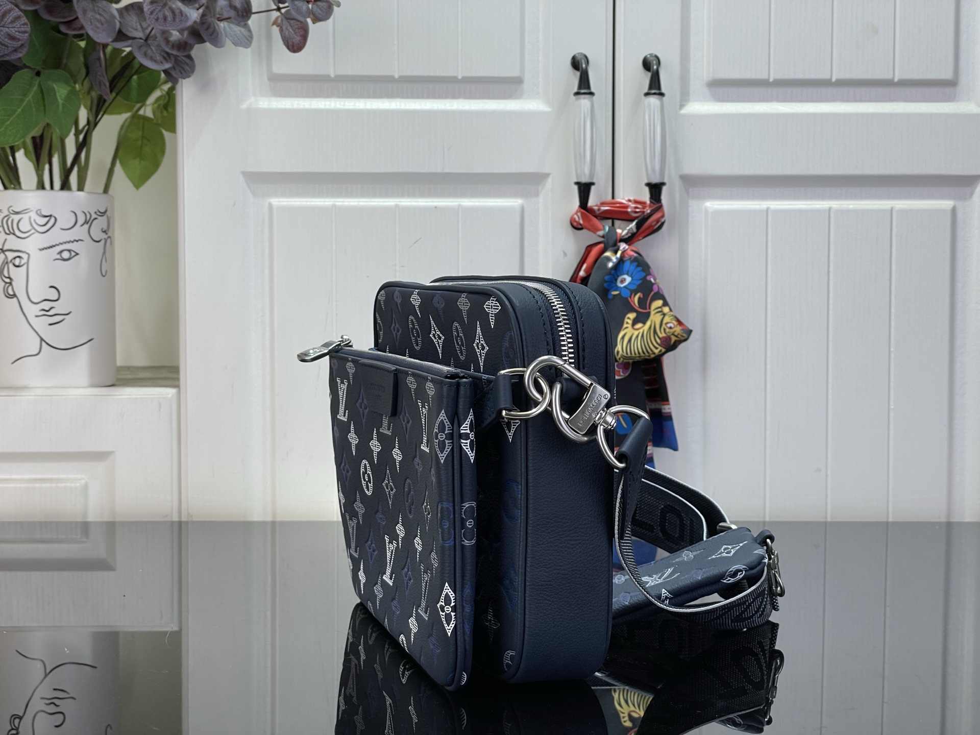 louiss vuitton lv m28854 virgil abloh trio messenger multi crossbody bag with og box & dust bag blue louiss vuitton lv m28854 virgil abloh trio messenger multi crossbody bag with og box & dust bag blue