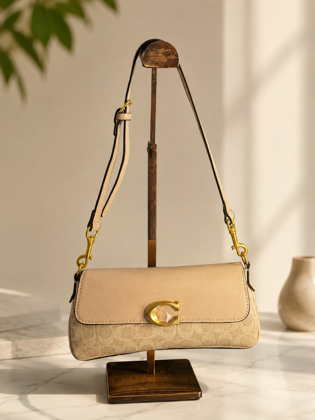 coachh small jet shoulder bag dust cover small beige c cam16 coachh small jet shoulder bag dust cover small beige c cam16