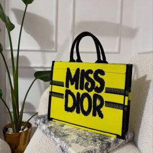 miss dio r book tote with og box carrybag 5136