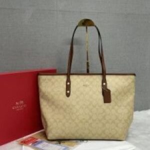 coachh signature city tote bag with og red box (55398 apricot caramel)